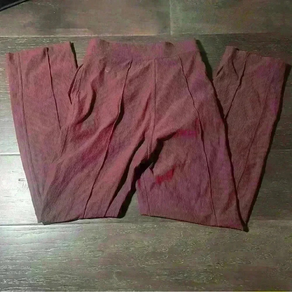 Lululemon Urban Strides Super High-Rise Pant 25" - Picture 2 of 8